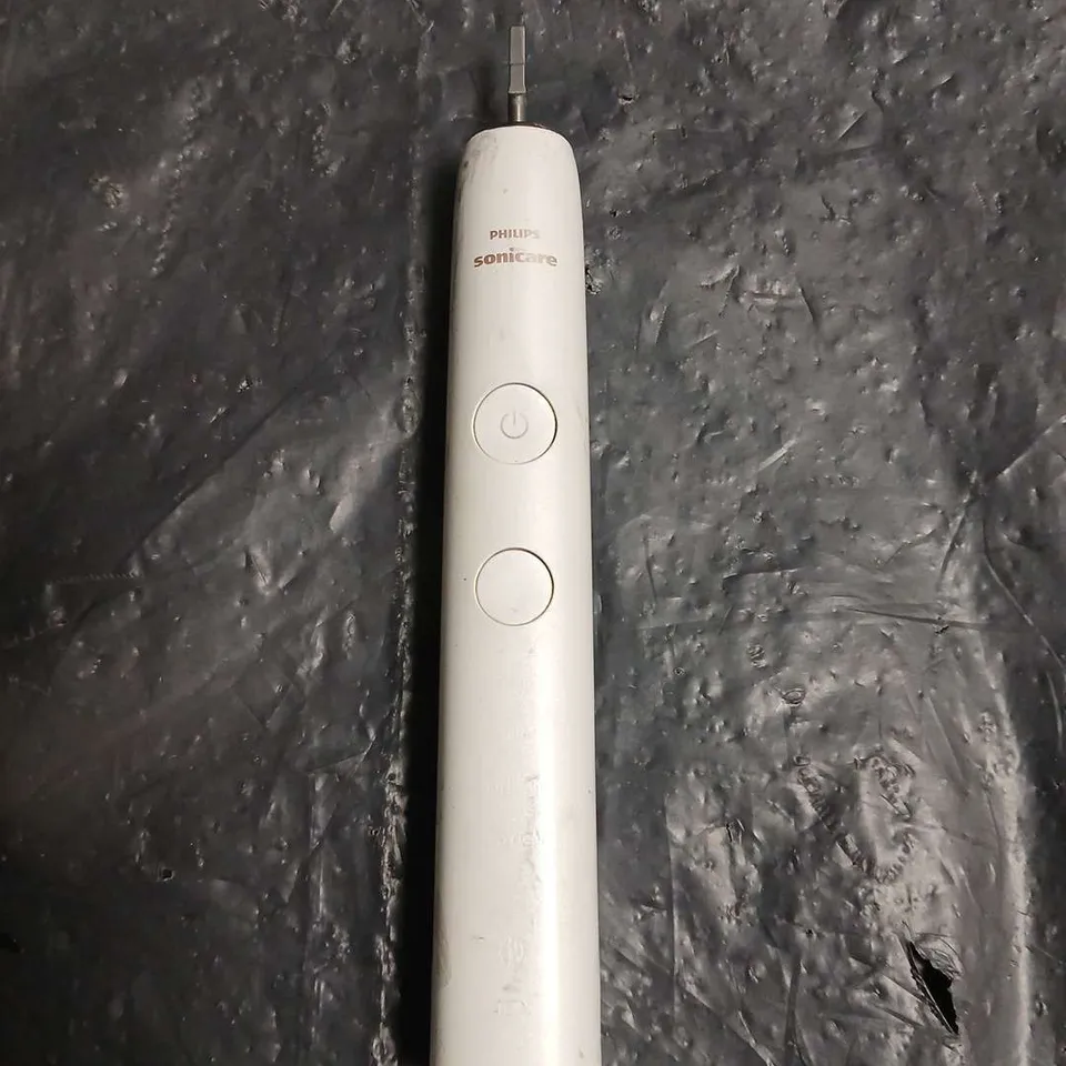 PHILIPS SONICARE ELECTRIC TOOTHBRUSH HANDLE – WHITE