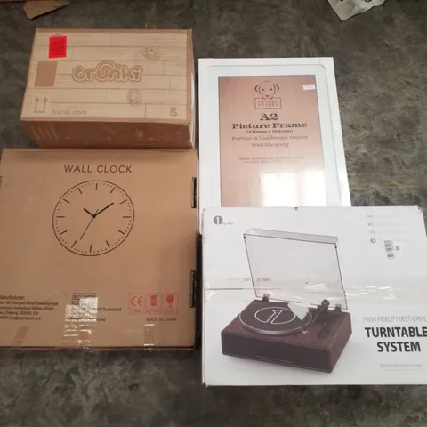 PALLET CONTAINING ASSORTED PRODUCTS INCLUDING TRUNKI KIDS SUITCASE, A2 PICTURE FRAME, WALL CLOCK & TURNTABLE SYSTEM 