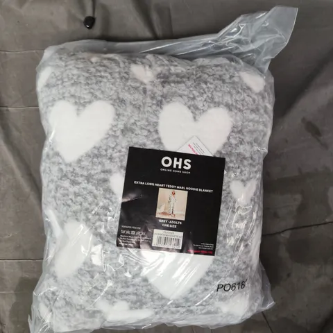 BAGGED OHS EXTRA LONG HEART TEDDY MARL HOODIE BLANKET IN GREY - ONE SIZE