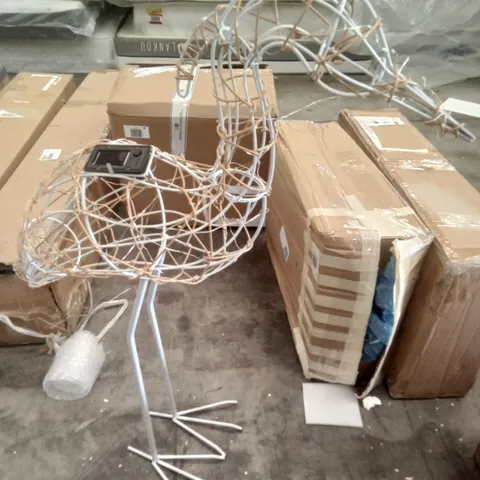 BOXED WIRE LED HERON FIGURE
