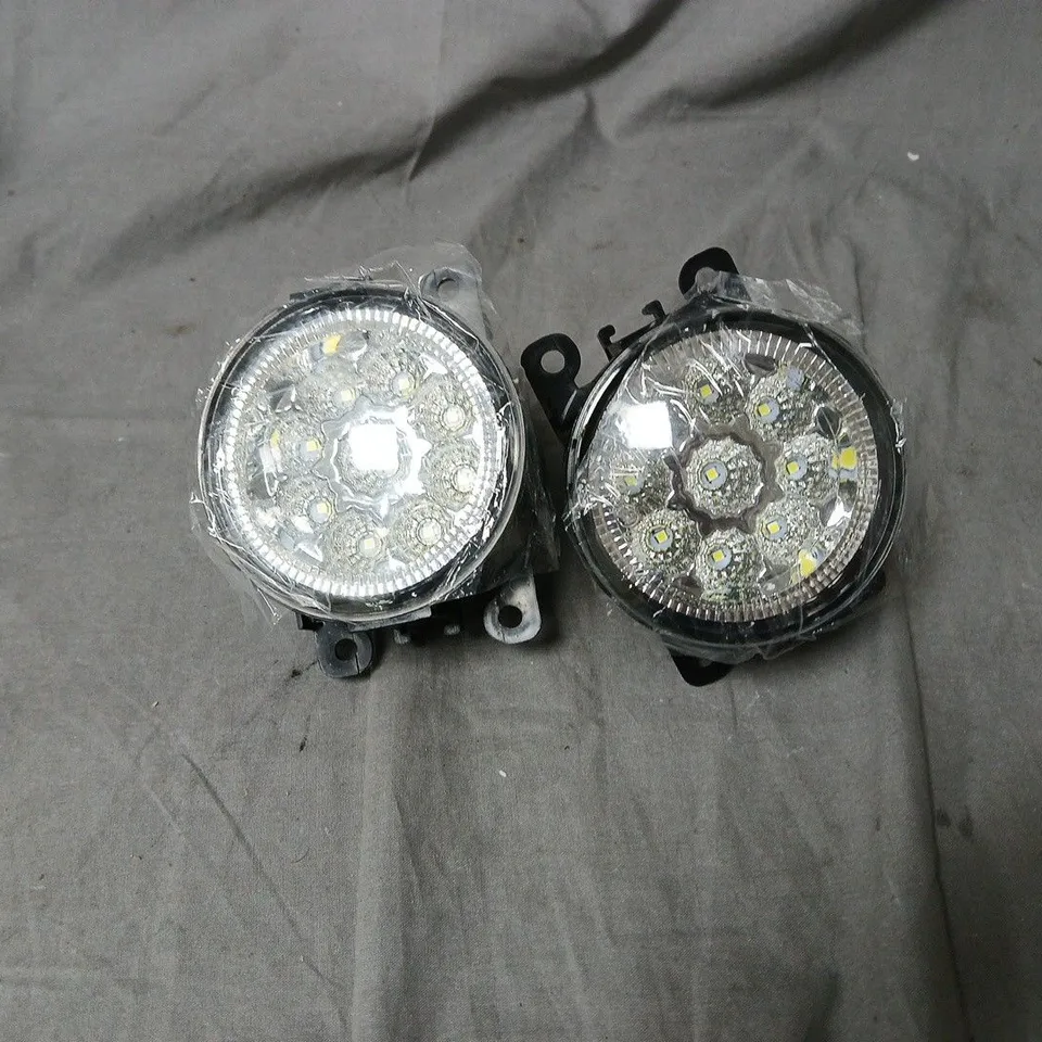 PAIR OF ROUND LED LIGHTS