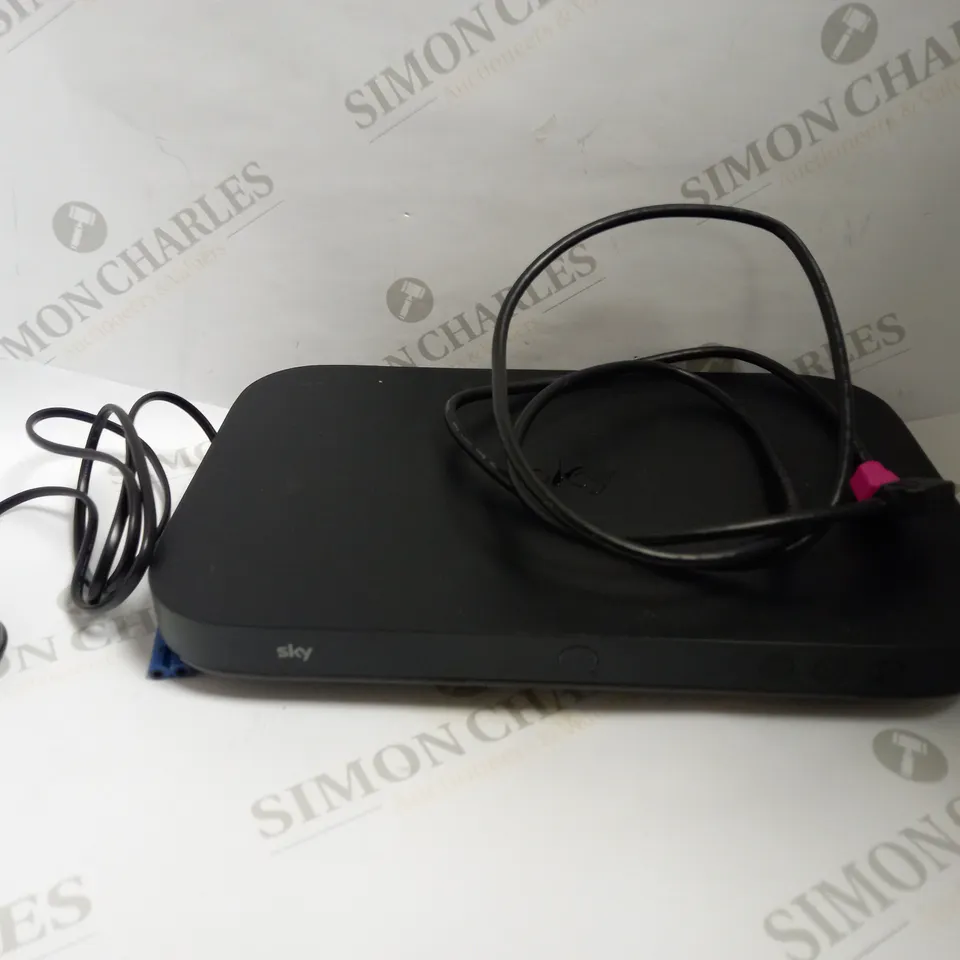 SKY Q SET TOP BOX - ES340A-1TB