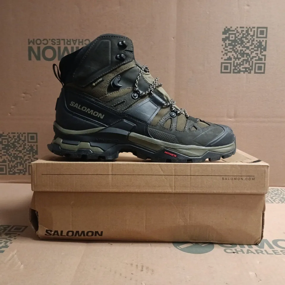 BOXED PAIR OF SALOMON QUEST 4 GTX BOOTS IN OLIVE SIZE UK 7