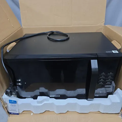 BOXED SAMSUNG MS23K3513AK/EU SOLO 23L MICRCOWAVE OVEN - COLLECTION ONLY