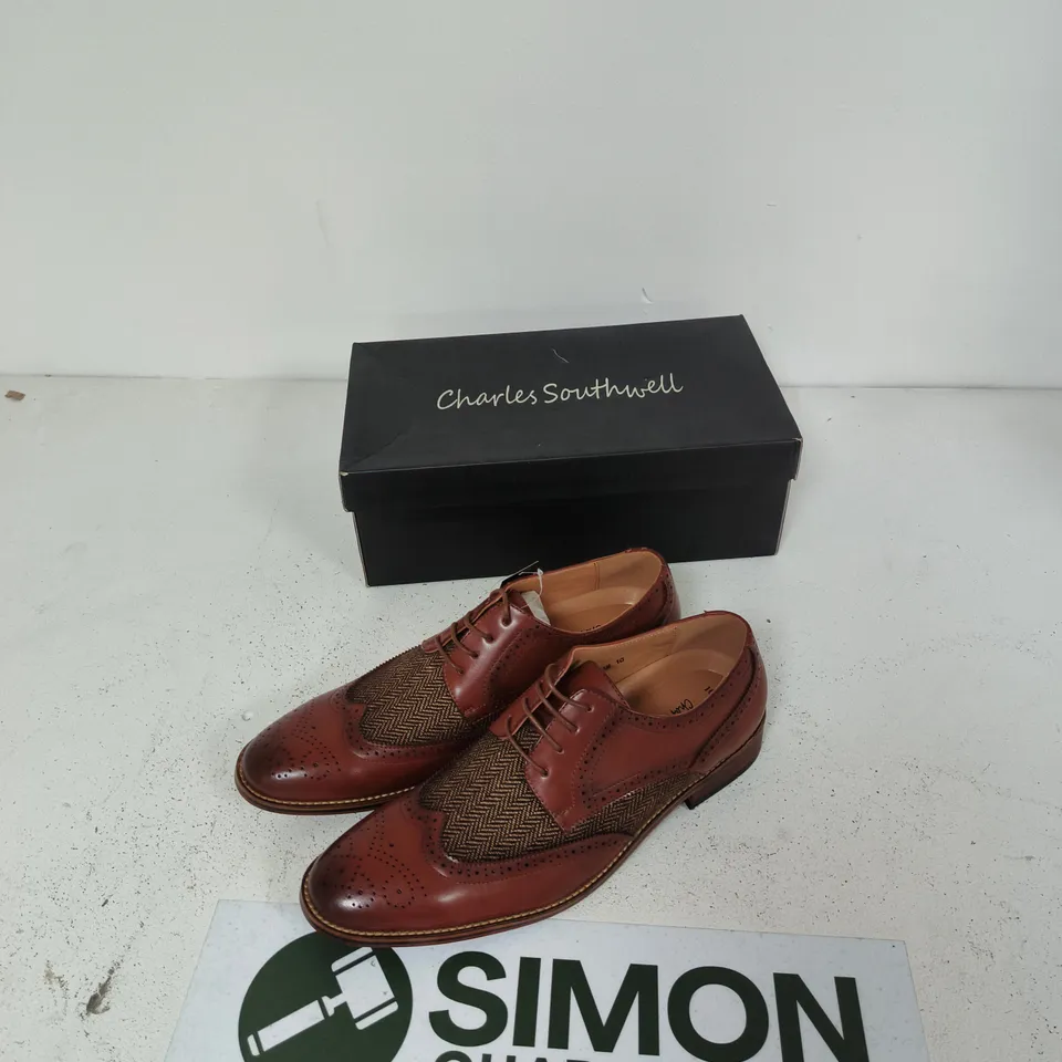 CHARLES SOUTHWELL DURHAM BRANDY LEATHER BROGUES, UK 10