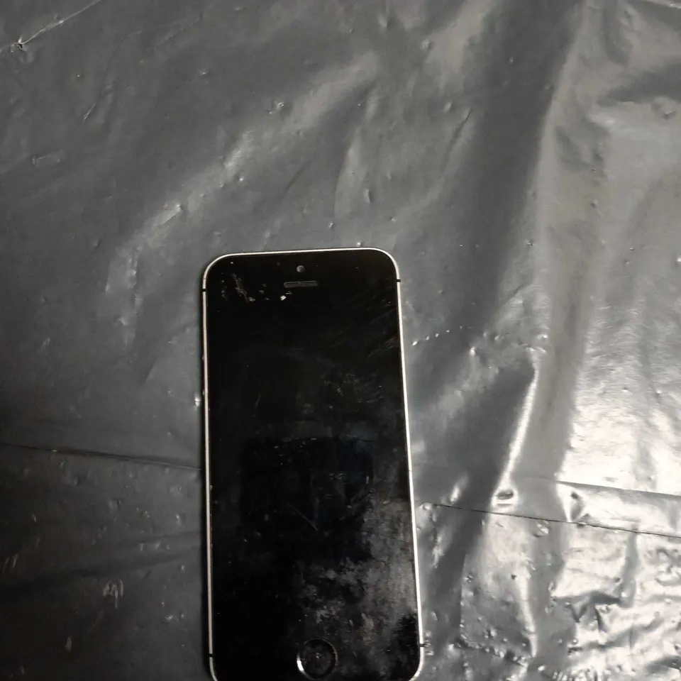 APPLE IPHONE SE A1723