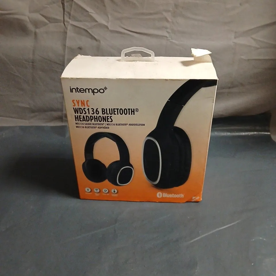 INTEMPO SYNC WDS136 BLUETOOTH HEADPHONES. SEALED