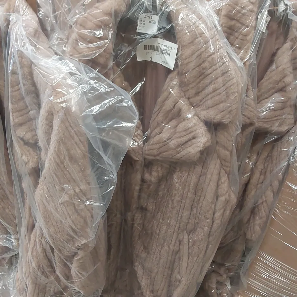PALLET CONTAINING APPROXIMATELY 50x BRAND NEW JD WILLIAMS FAUX FUR COATS