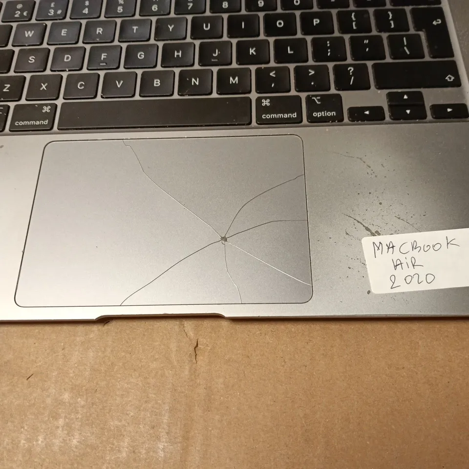 APPLE MACBOOK AIR 