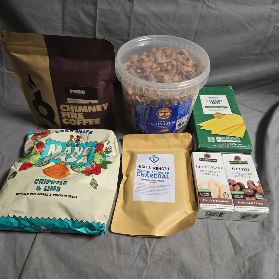 APPROXIMATELY 5 ASSORTED FOOD &DRINK ITEMS TO INCLUDE - MUSHROOM EXTRACT, LASAGNE PASTA AND COFFEE  - COLLECTION ONLY