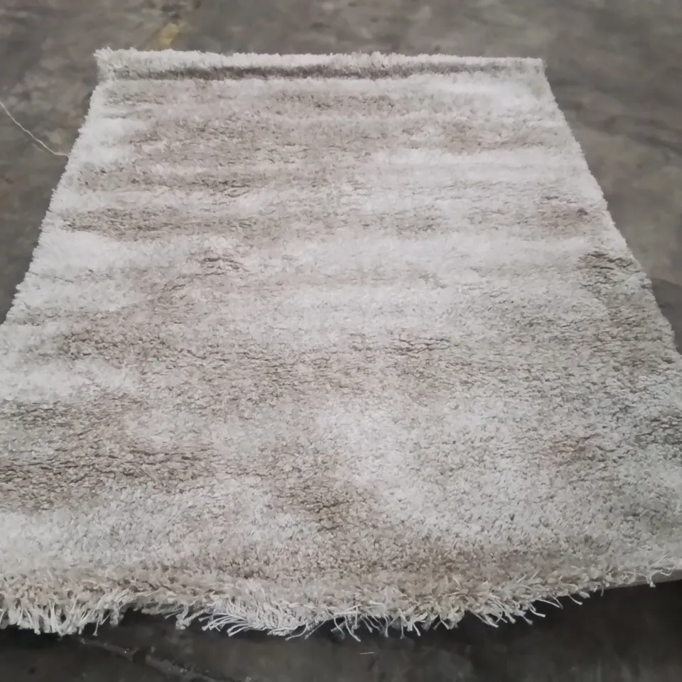 QUALITY DESIGNER AREA RUG - APPROXIMATELY 170X120CM