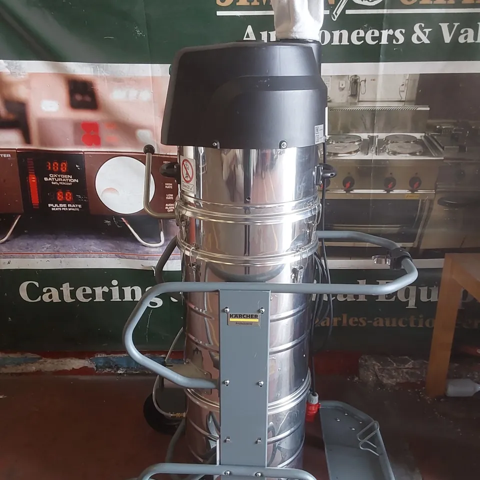 EX-DEMO KÄRCHER IVM 60/30 MZ22 S/N 20240 INDUSTRIAL VACUUM CLEANER