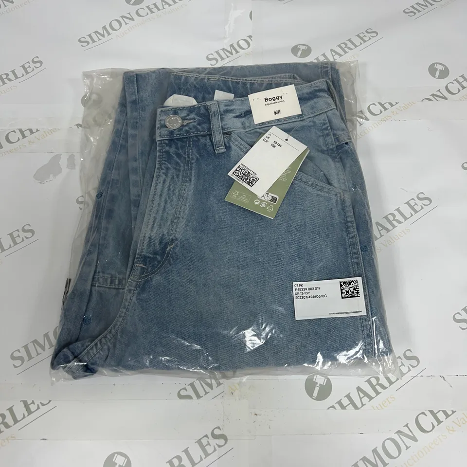 H&M BAGGY ADJUSTABLE WAIST JEANS IN BLUE SIZE 12-13Y 