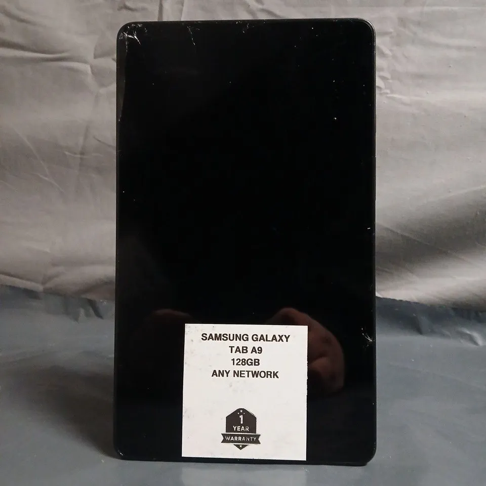 SAMSUNG GALAXY TAB A9 - CORNER SCREEN DAMAGED