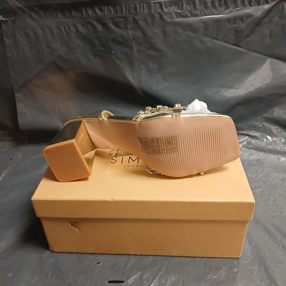 SIMMI LONDON GOLD EMBELLISHED HIGH-HEELED SANDALS – SIZE 5