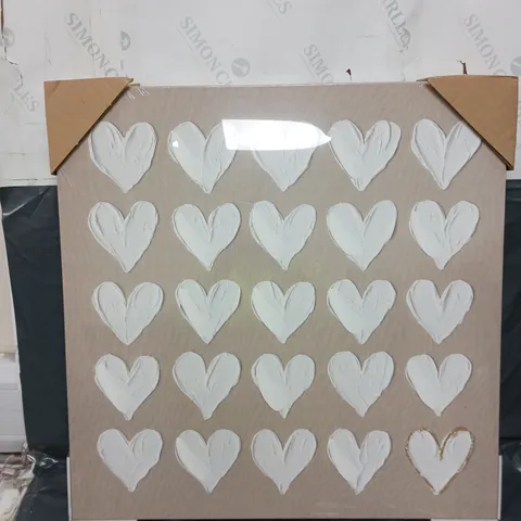 PRINTED WHITE HEARTS CANVAS WALL ART 