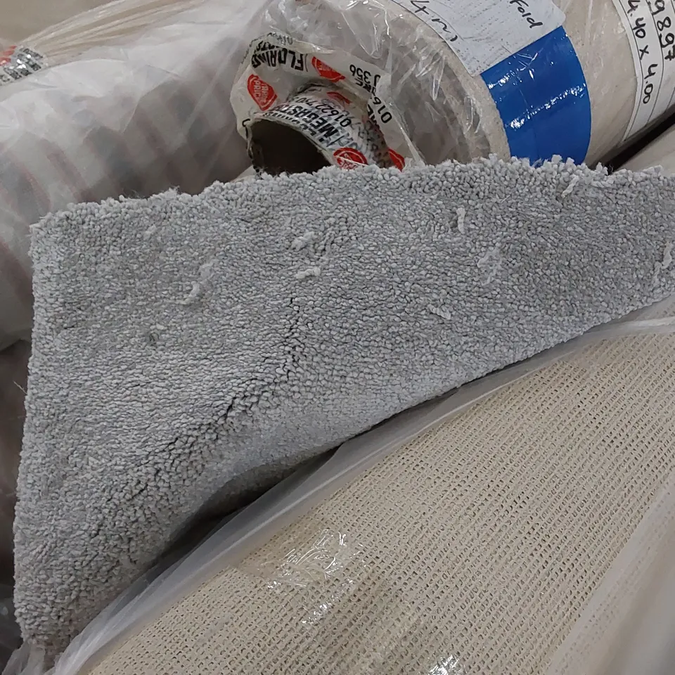 ROLL OF QUALITY APPOLO COMFORT EARL GREY CARPET // SIZE: APPROXIMATELY 4 X 2.4m