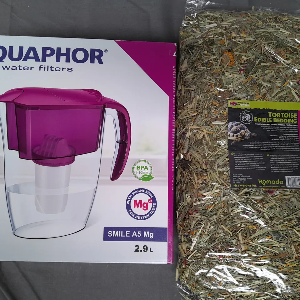 BOX OF APPROXIMATELY 20 ASSORTED HOUSEHOLD ITEMS TO INCLUDE AQUAPHOR WATER FILTERS, TORTOISE EDIBLE BEDDING, ETC