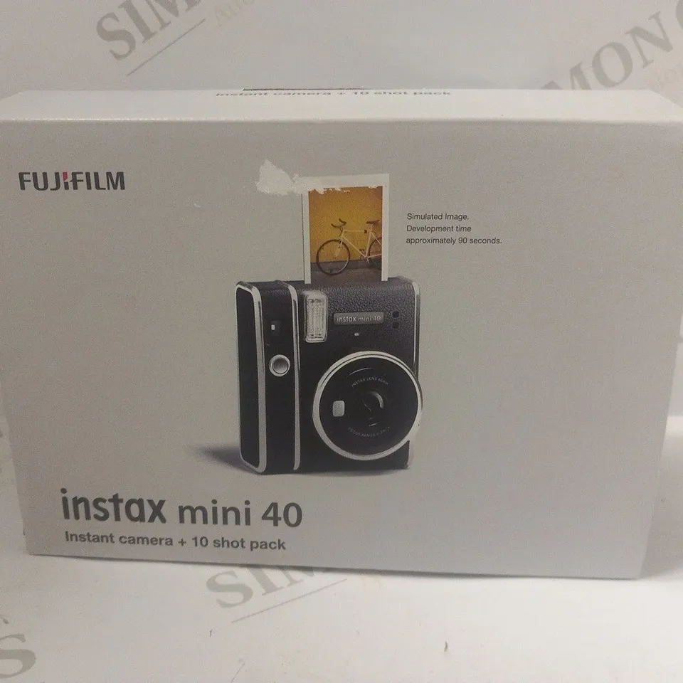 BOXED FUJIFILM INSTAX MINI 40 INSTANT CAMERA
