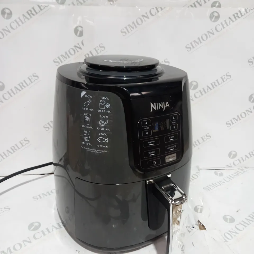 BOXED NINJA AIR FRYER 3.8L AF100UK