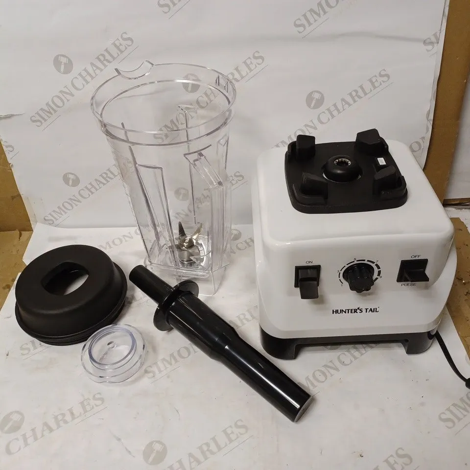 HUNTER'S TAIL HAND BLENDER