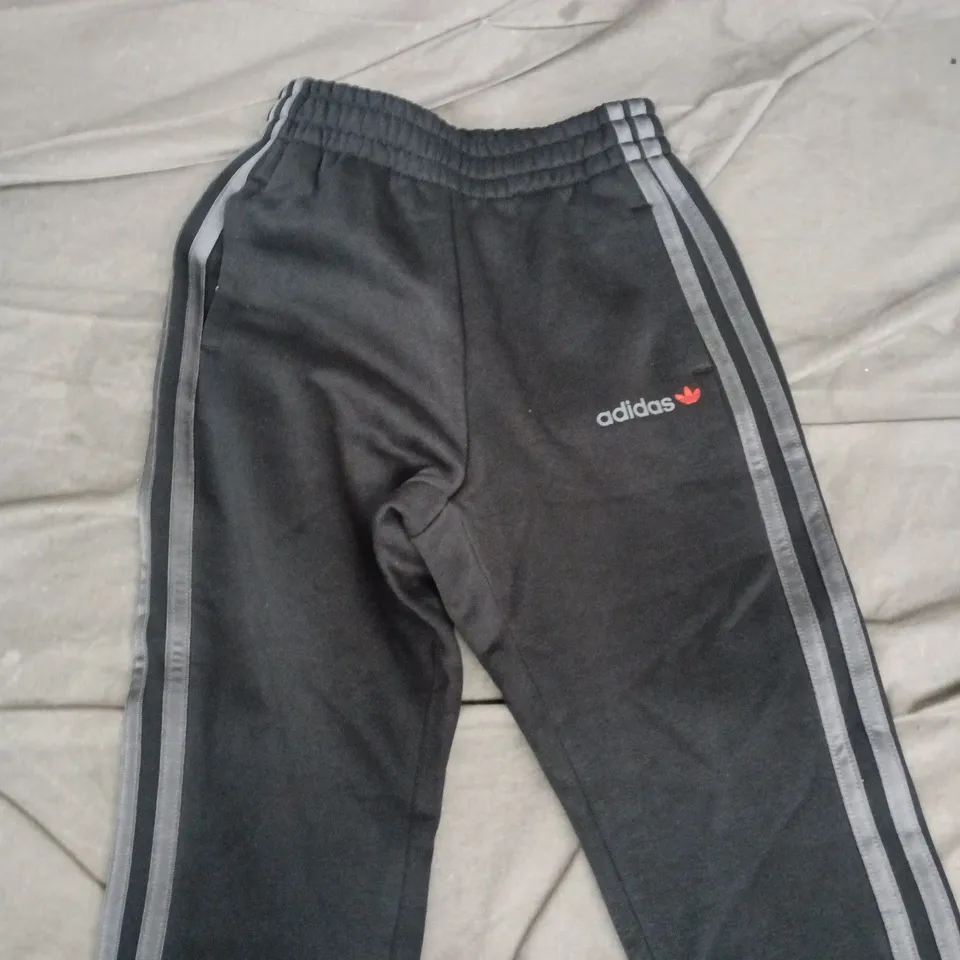 ADIDAS KIDS' TRACK PANTS – BLACK, UK 6-7Y