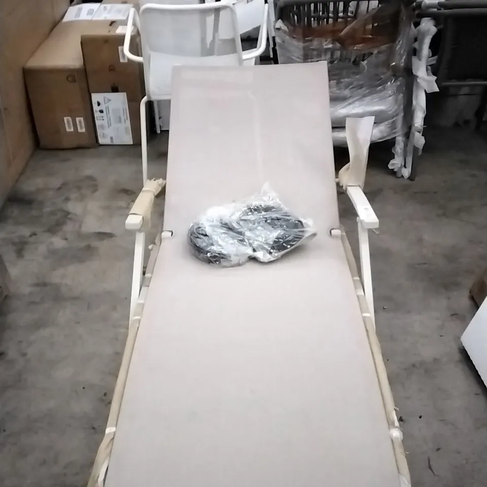 PACKAGED GOODHOME TAN SUN LOUNGER 