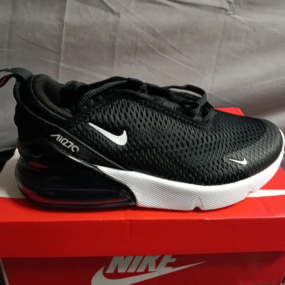 BOXED PAIR OF NIKE AIR MAX 270 TRAINERS – UK SIZE 12.5 KIDS