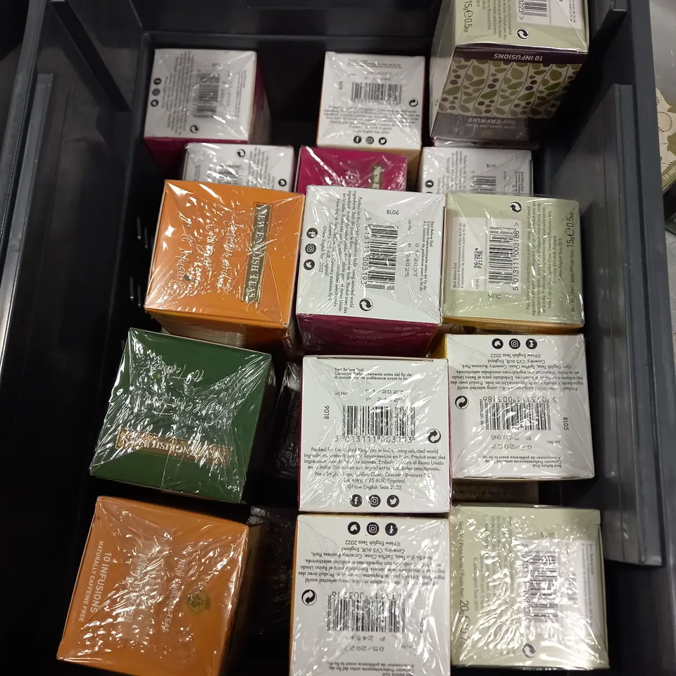 APPROXIMATELY 20 ASSORTED SEALED NEW ENGLISH TEAS TO INCLUDE - ROSEHIP AND HIBISCUS - GREEN TEA - LEMON AND GINGER - ETC