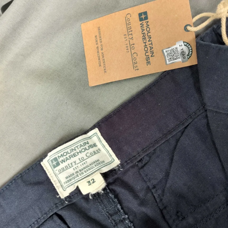 MOUNTAIN WAREHOUSE NAVY CARGO SHORTS – MEN'S, WAIST 32 (UK 32)