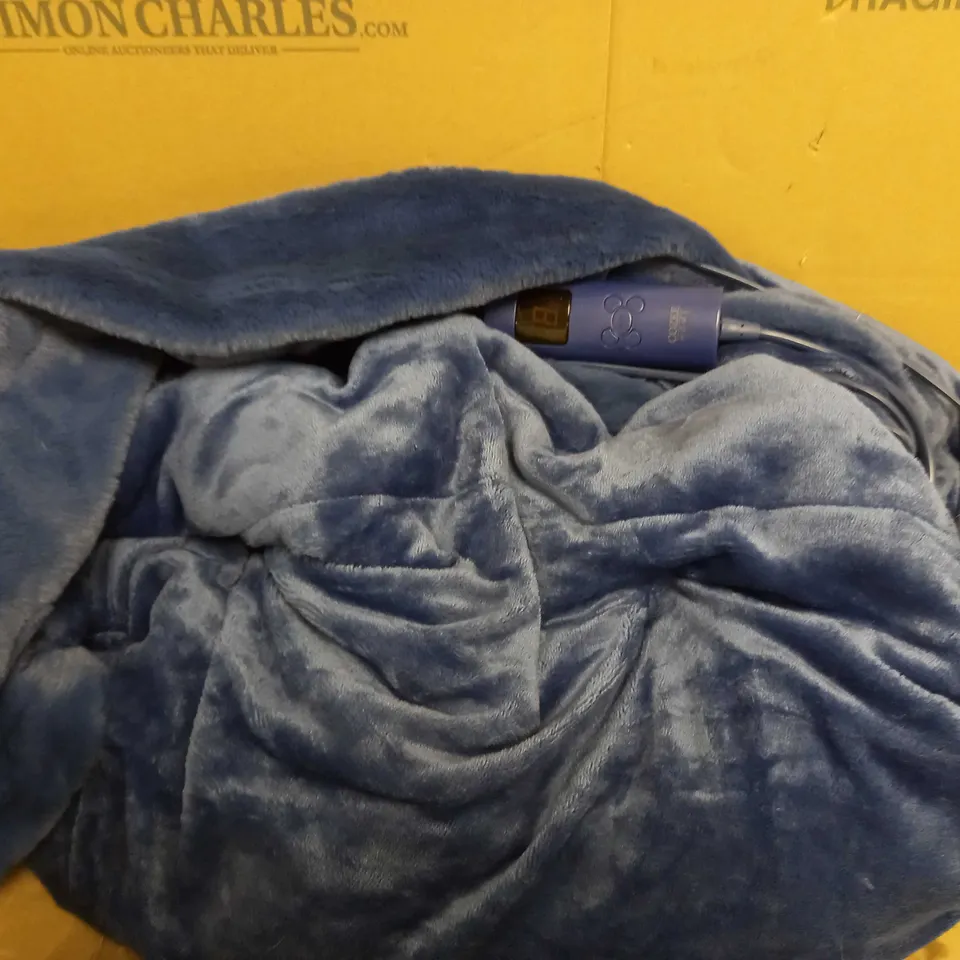 COZEE HOME FAUX FUR HEATED THROW - NAVY BLUE