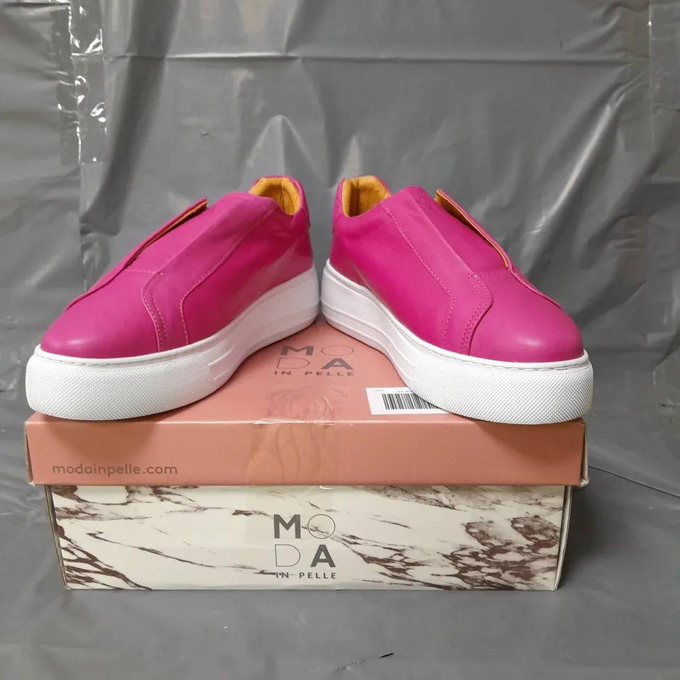 MODA IN PELLE ALBER LEATHER SLIP ON TRAINERS PINK SIZE 5 