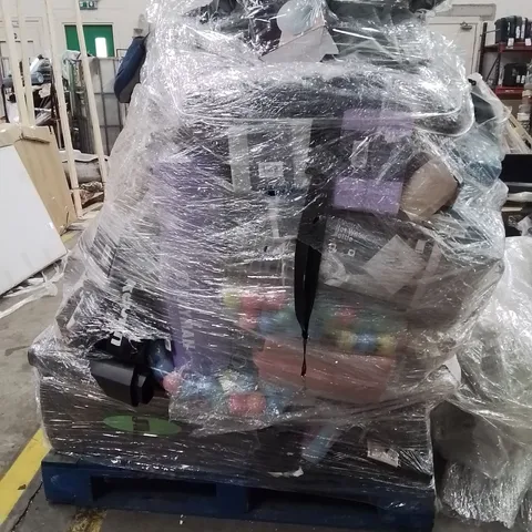 PALLET OF ASSORTED HOUSEHOLD GOODS AND PRODUCTS TO INCLUDE;SUITCASE,DUMBELLS,CERAMIC HEATER,EXERCISE BALL,ELECTRIC HOT WATER BOTTLE