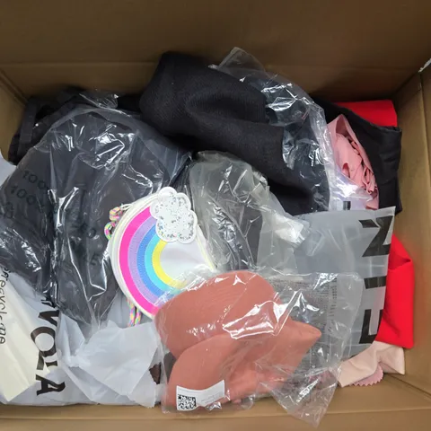 LARGE BOX OF ASSORTED CLOTHING ITEMS IN VARIOUS SIZES, STYLES AND COLOUR 