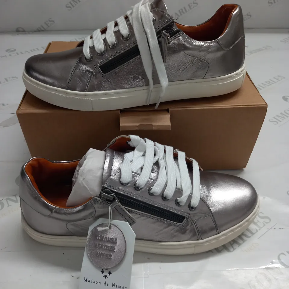 MAISON DE NIMES SILVER SIDE ZIP DETAILED TRAINERS - 7