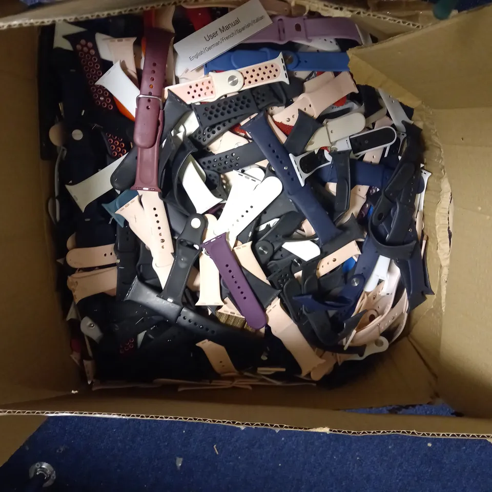LARGE QUANTITY OF LOOSE APPLE STRAPS