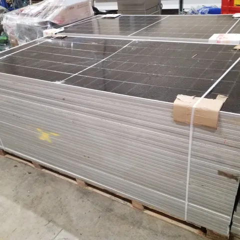 PALLET CONTAINING 30 SOLAR PANELS