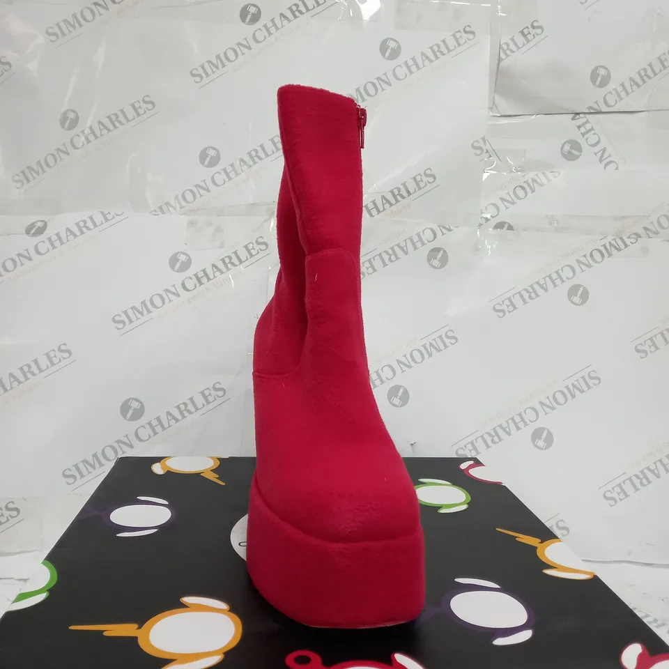 TELETUBIES X KOI RED HIGH HEELS BOOTS SIZE 6 