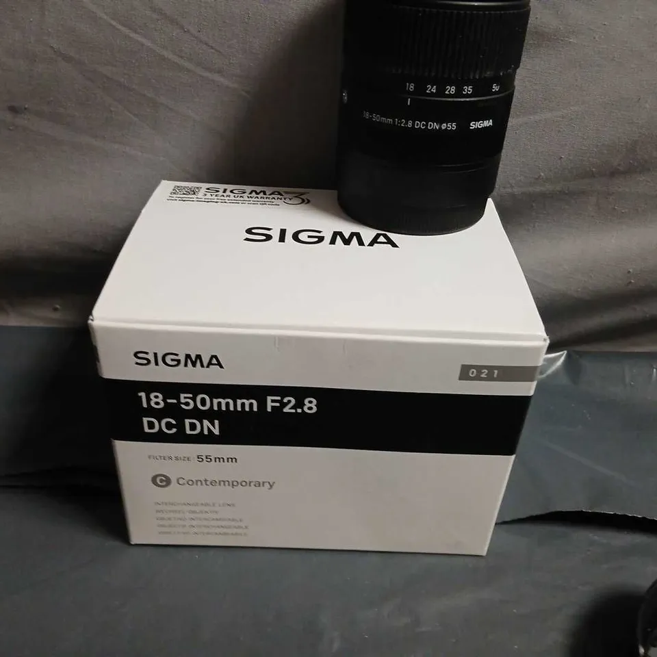SIGMA 18-50MM F/2.8 DC DN CONTEMPORARY LENS