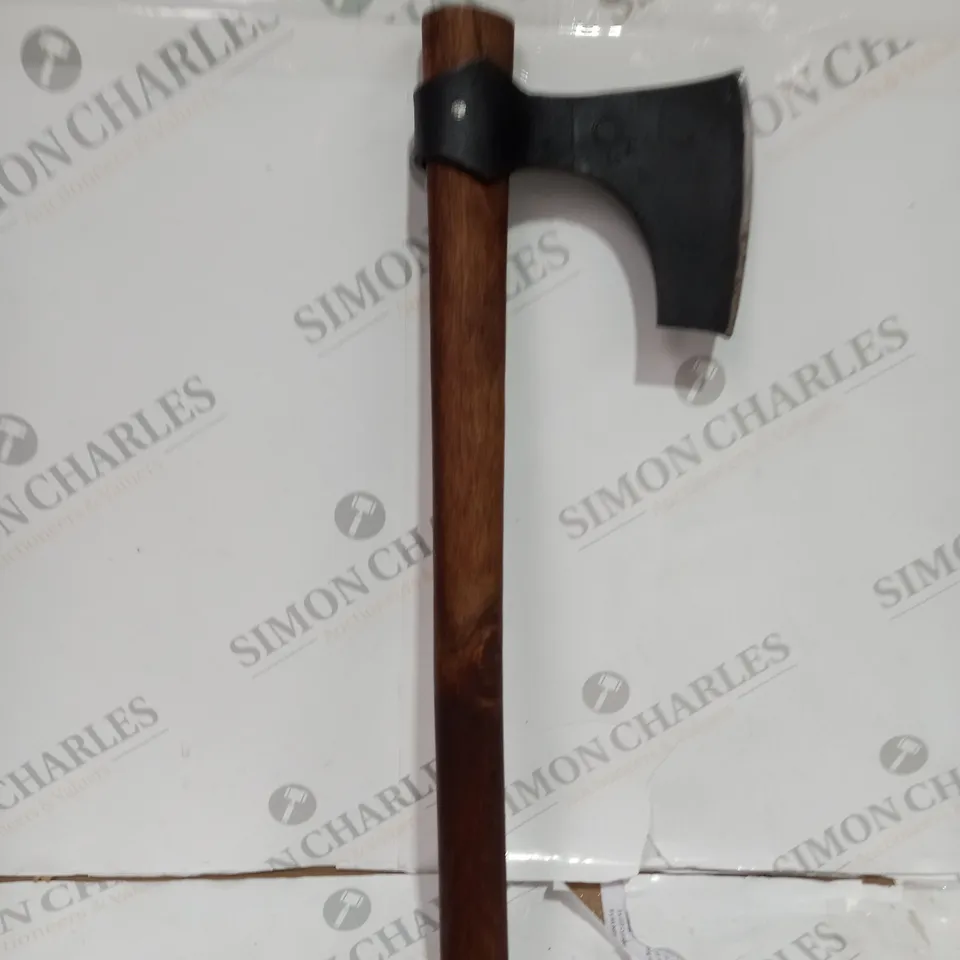 BEARDED VIKING AXE DECORATION PIECE 