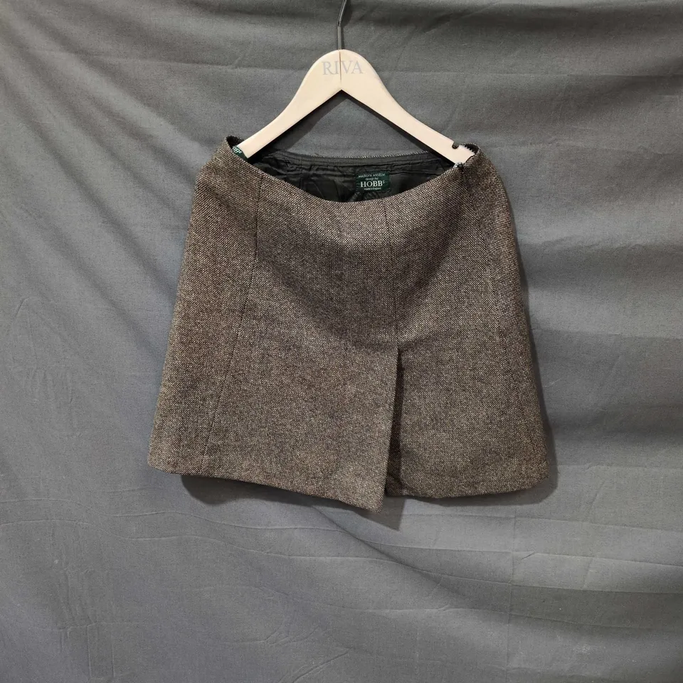 HOBBS BROWN TWEED MINI SKIRT – WOMEN'S SIZE UNSPECIFIED .