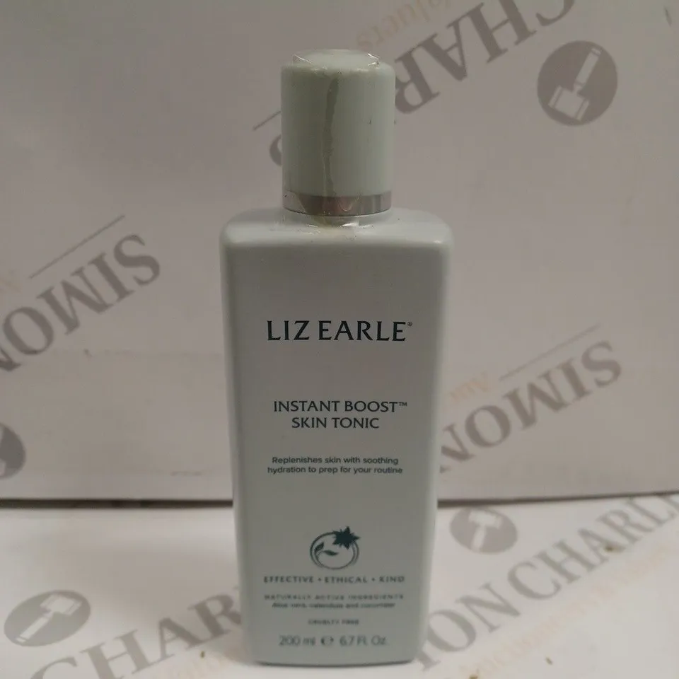 LIZ EARLE INSTANT BOOST SKIN TONIC - 200ML