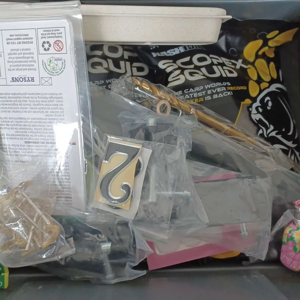 BOX OF ASSORTED HOUSE HOLD ITEMS TO INCLUDE FISH FOOD - O RINGS - ANTI NAUSEA WRIST BAND 