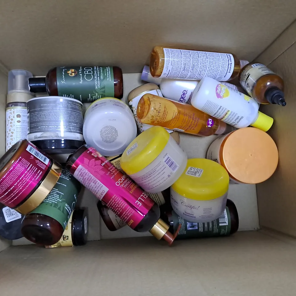 BOX OF APPROXIMATELY 20 HAIR CARE PRODUCTS TO INCLUDE CURLY KIDS, DESIGN ESSENTIALS AND AFRICAN PRIDE