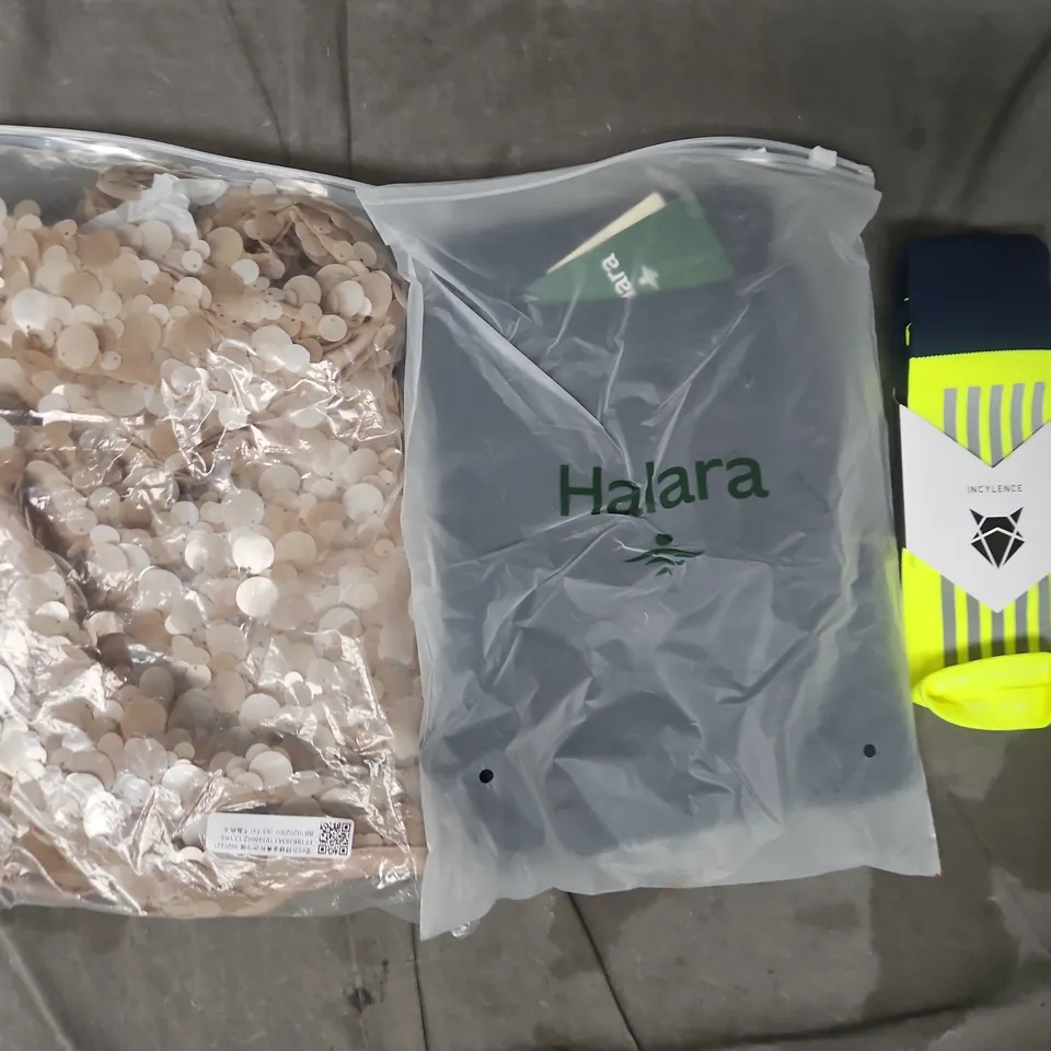 APPROXIMATELY 20 ASSORTED CLOTHING AND FASHION PRODUCTS IN VARIOUS STYLES AND SIZES - COLLECTION ONLY