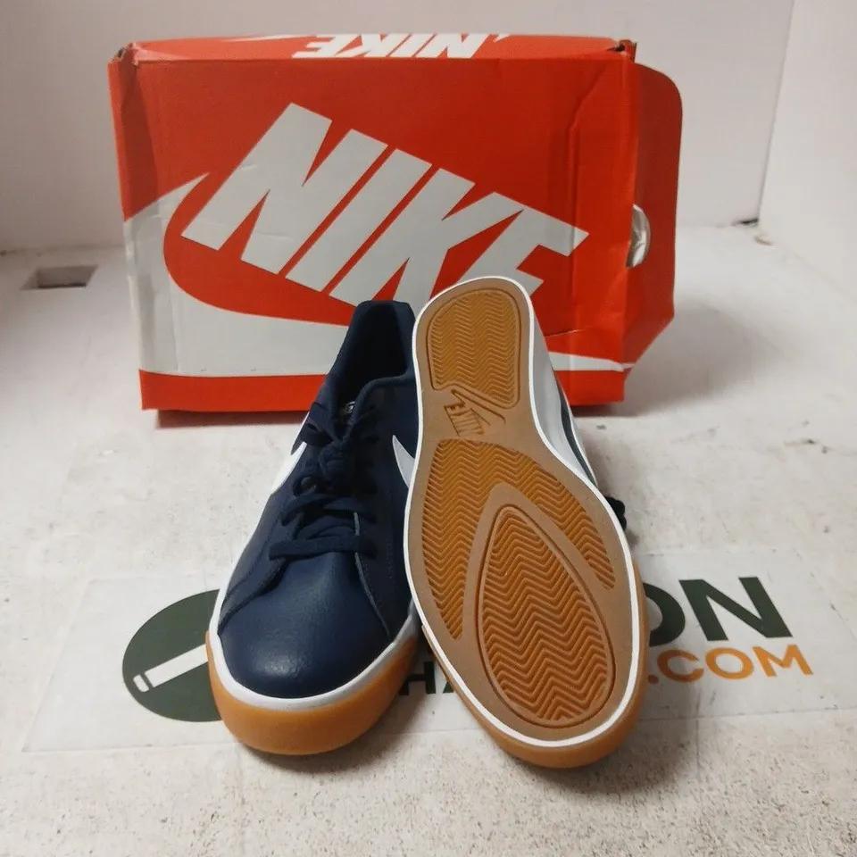 NIKE NAVY & WHITE SNEAKERS – BOXED (MEN'S) - UK 10