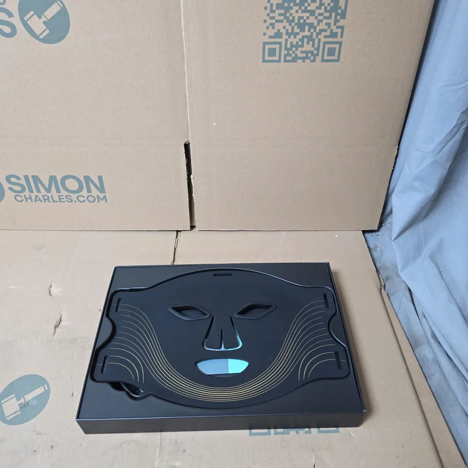 LED FACE MASK – MEDICAL-GRADE LED LIGHT THERAPY DEVICE (ANTI-AGEING)