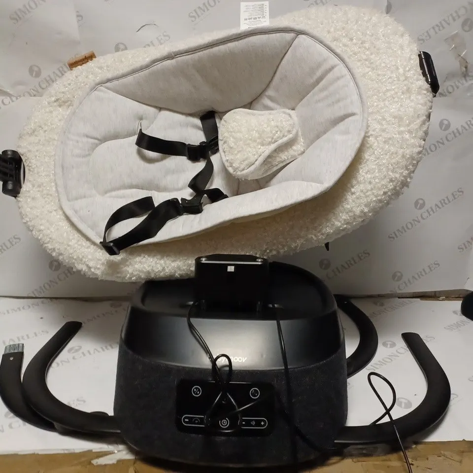BOXED BABYMOOV SWOON EVOLUTION BABY ROCKER - COLLECTION ONLY RRP £279.99