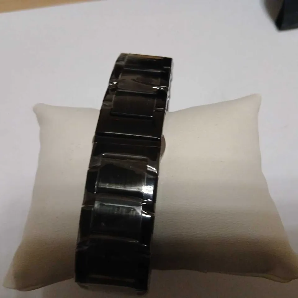 EMPORIO ARMANI CHRONOGRAPH WATCH – BLACK DIAL, STAINLESS STEEL BRACELET