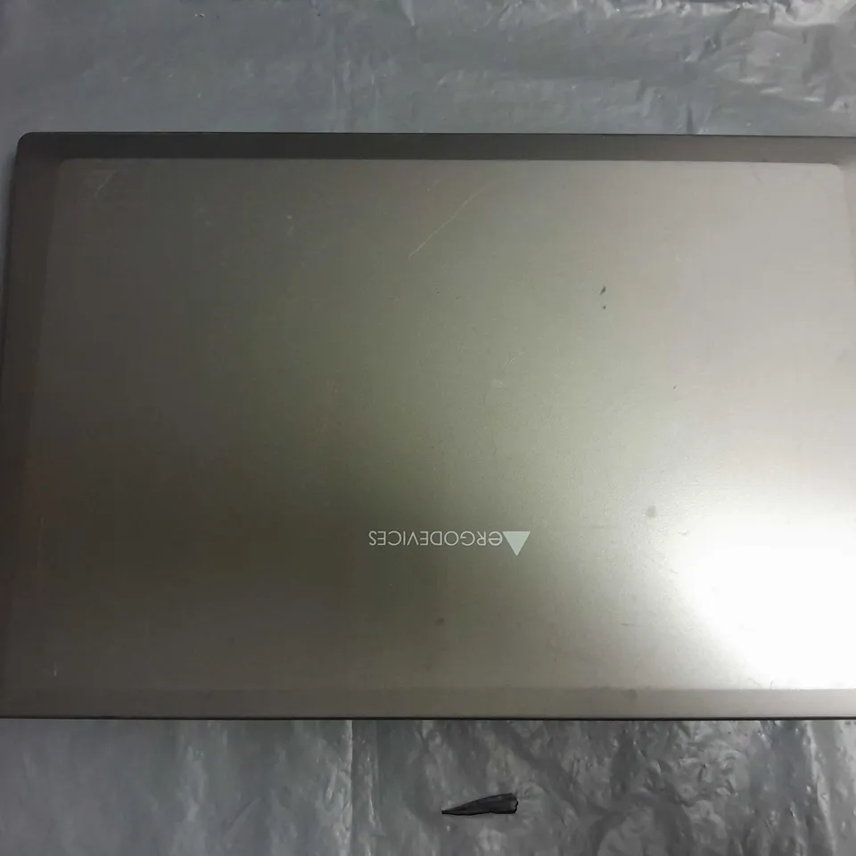 ERGO DEVICES NOTEBOOK W655SZ IN GREY 